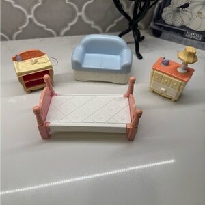 Vintage Little Tykes bedroom dollhouse furniture